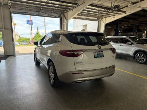 Used 2020 Buick Enclave Essence FWD image 4