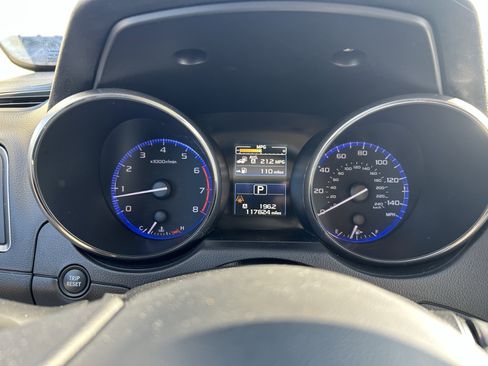 Used 2017 Subaru Legacy 2.5i Premium image 11