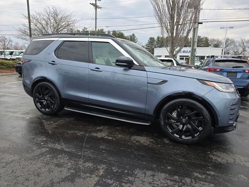 Used 2023 Land Rover Discovery S R-Dynamic AWD/4WD image 9