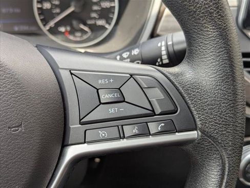 Used 2024 Nissan Altima 2.5 SV FWD image 12