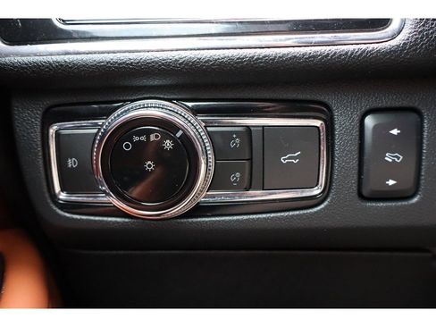 Used 2019 Lincoln Navigator Reserve image 40