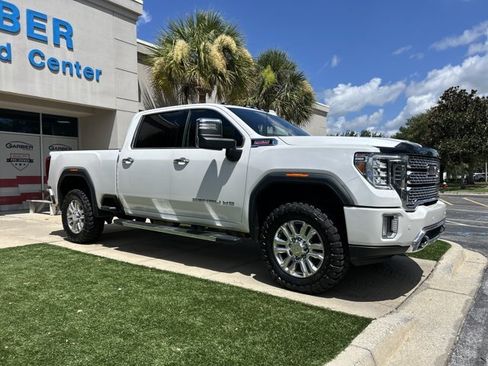 Used 2021 GMC Sierra 2500 Denali w/ Denali Ultimate Package AWD/4WD image 2