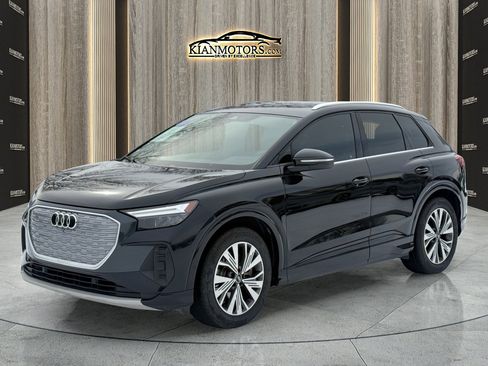 Used 2023 Audi Q4 e-tron Premium Plus w/ Premium Plus image 3