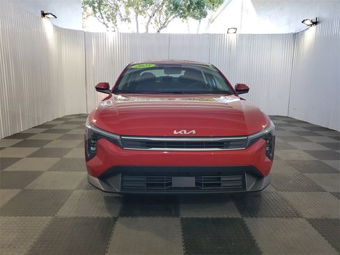 Certified 2025 Kia K4 LXS image 2