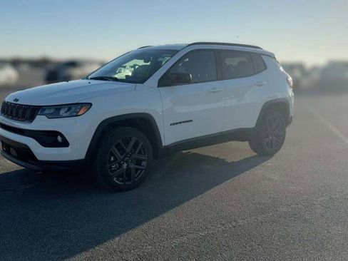 New 2026 Jeep Compass Latitude image 1