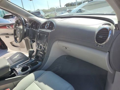 Used 2015 Buick Enclave Convenience image 22