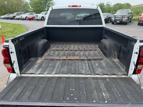 Used 2006 Chevrolet Silverado 1500 LT w/ Light Duty Power Package AWD/4WD image 5