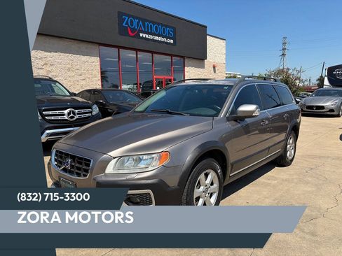 Used 2010 Volvo XC70 3.2 AWD/4WD image 1