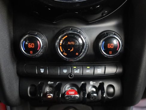 Used 2015 MINI Cooper 4-Door Hardtop FWD image 38