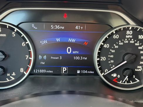 Used 2015 Nissan Murano Platinum w/ Platinum Technology Package AWD/4WD image 11