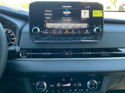 New 2026 Nissan Rogue Platinum AWD/4WD image 13