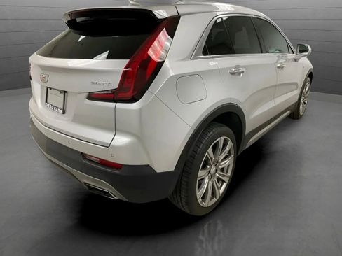 Used 2019 Cadillac XT4 Premium Luxury FWD image 5
