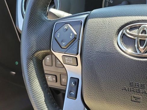 Used 2022 Toyota Tacoma Limited w/ Nightshade Package AWD/4WD image 32