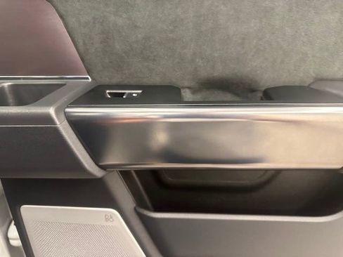 New 2026 Ford F250 Platinum image 22