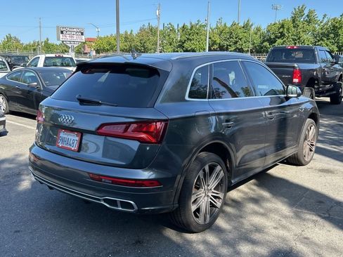Used 2018 Audi SQ5 Premium Plus w/ Navigation Package AWD/4WD image 3