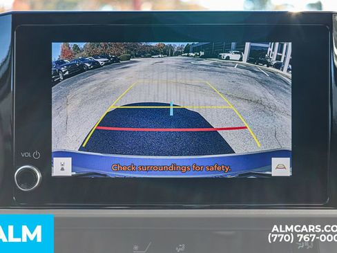 Used 2025 Toyota Camry LE image 36