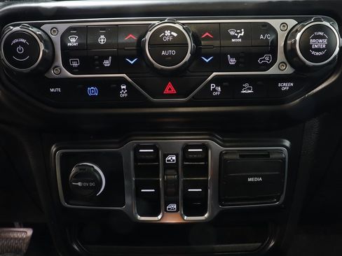 Used 2023 Jeep Wrangler Unlimited Sahara w/ Dual Top Group image 12