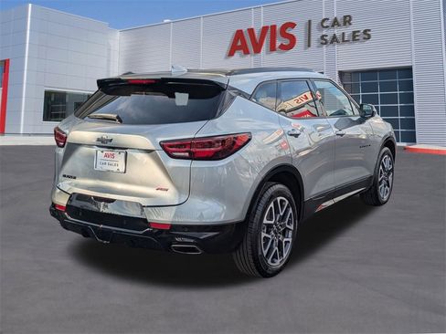Used 2025 Chevrolet Blazer RS image 6