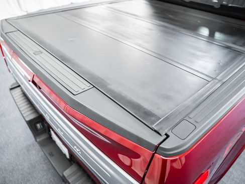 Used 2018 Ford F150 Platinum w/ Equipment Group 701A Luxury image 13