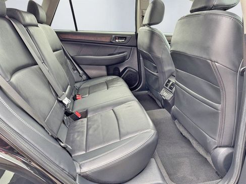 Used 2019 Subaru Outback 2.5i Limited image 23