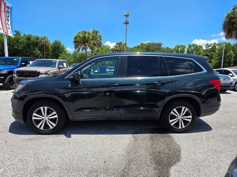 Used 2017 Honda Pilot EX image 5