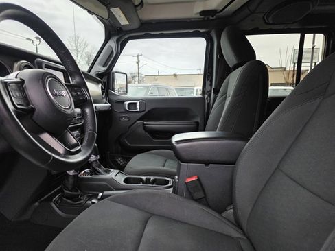 Used 2018 Jeep Wrangler Unlimited Sport S image 4