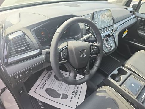 New 2026 Honda Odyssey Elite image 16