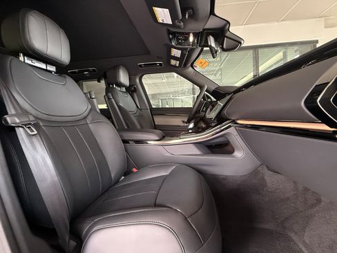 New 2026 Land Rover Range Rover Sport Dynamic SE AWD/4WD image 22