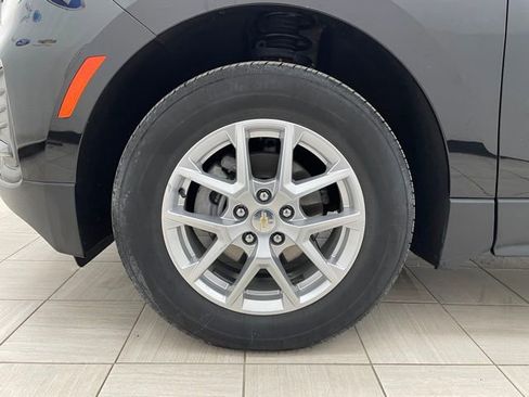 Used 2023 Chevrolet Equinox LS w/ LS Convenience Package image 7