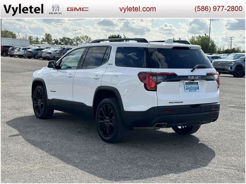 Certified 2023 GMC Acadia SLE w/ Driver Convenience Package image 4