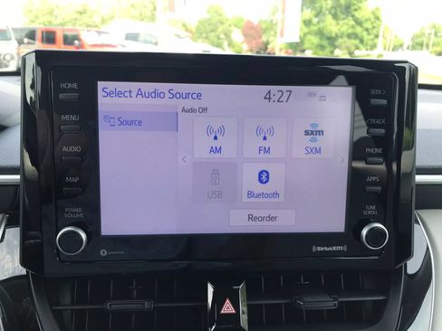 Used 2022 Toyota Corolla Cross LE w/ Moonroof Package AWD/4WD image 24