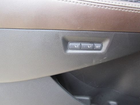 Used 2017 Nissan Murano Platinum w/ Platinum Technology Package AWD/4WD image 15