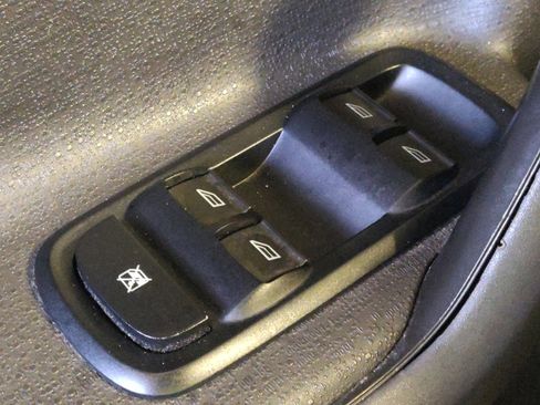 Used 2019 Ford Fiesta SE FWD image 27