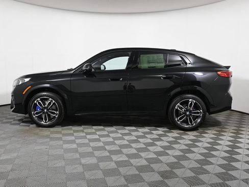 New 2026 BMW X2 xDrive28i w/ Technology Package AWD/4WD image 2