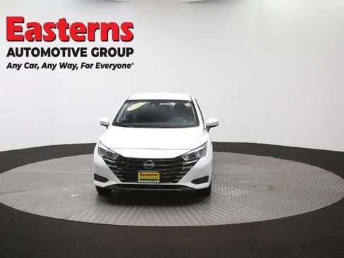 Used 2024 Nissan Versa SV FWD image 51