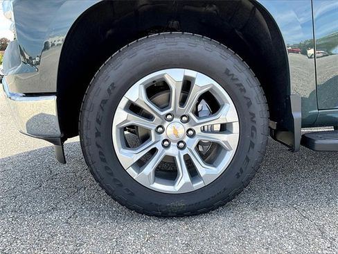 New 2026 Chevrolet Silverado 1500 LTZ w/ LTZ Premium Package image 7