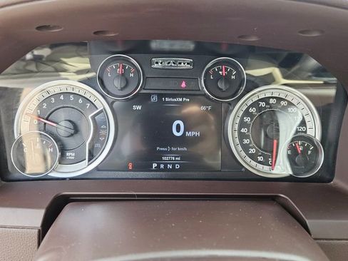 Used 2017 RAM 1500 Laramie w/ Convenience Group image 21