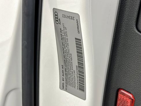 Used 2023 Audi A4 2.0T Premium w/ Convenience Package image 25