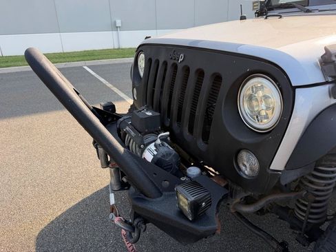Used 2016 Jeep Wrangler Unlimited Sport w/ Quick Order Package 24S AWD/4WD image 22
