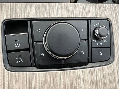 Used 2024 MAZDA CX-90 Plug-In Hybrid w/ Preferred image 17