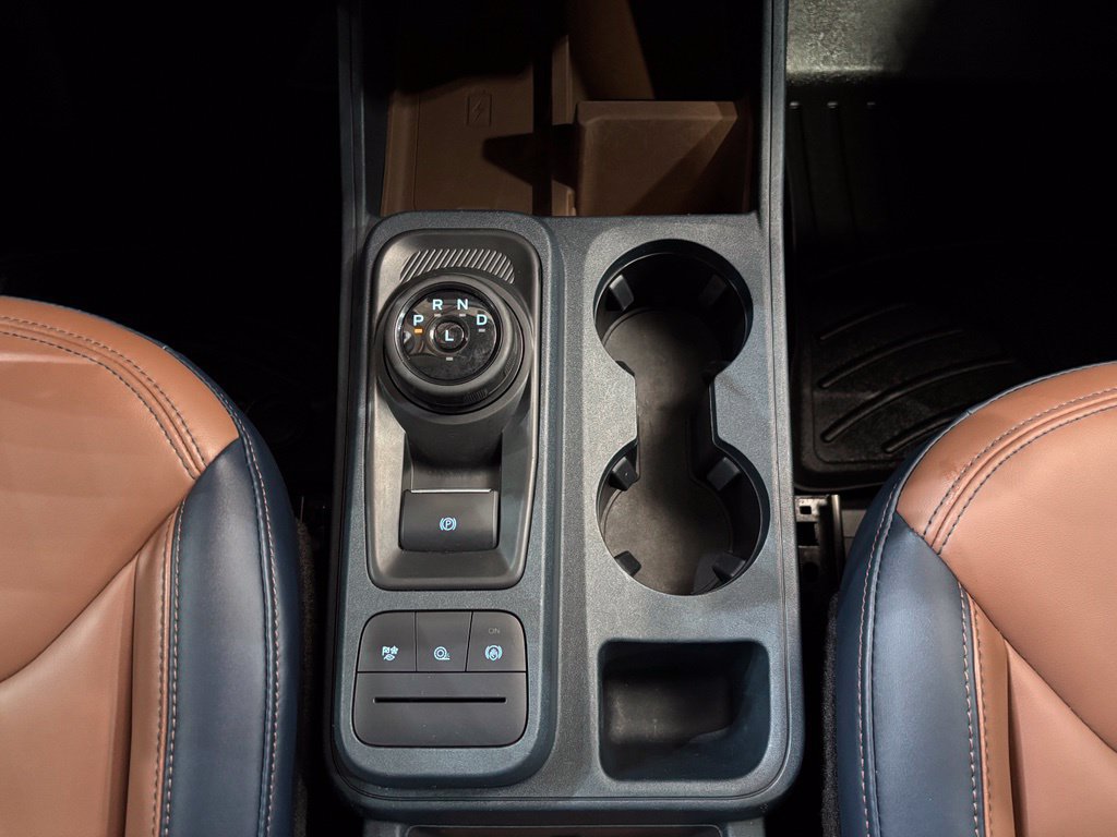 Used 2022 Ford Maverick Lariat w/ Lariat Luxury Package FWD image 21