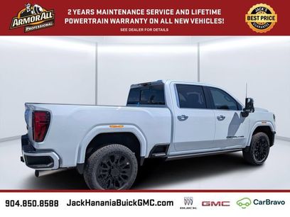 New 2026 GMC Sierra 2500 Denali Ultimate w/ LPO, Black Badging Package
