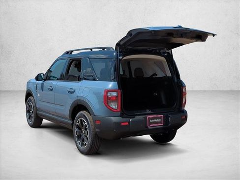 New 2025 Ford Bronco Sport Outer Banks image 9