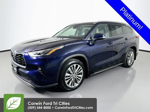 Used 2021 Toyota Highlander Platinum AWD/4WD image 5