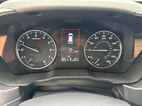 Used 2025 Subaru Forester Limited AWD/4WD image 28