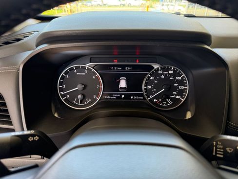 Used 2025 Nissan Rogue SV FWD image 42