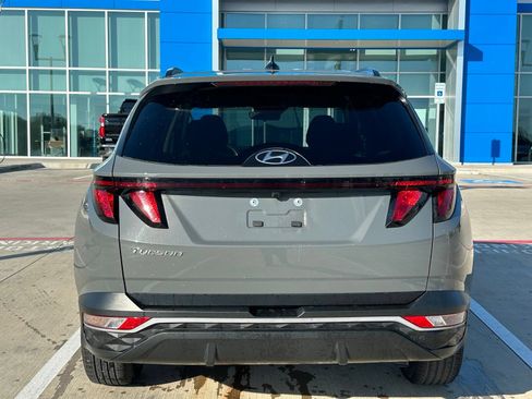 Used 2024 Hyundai Tucson SEL FWD image 4