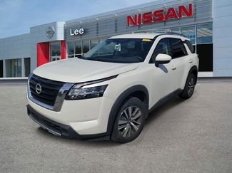 Certified 2024 Nissan Pathfinder SL video 1