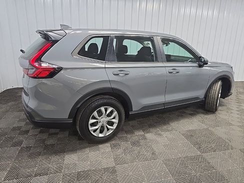 Used 2023 Honda CR-V LX image 3