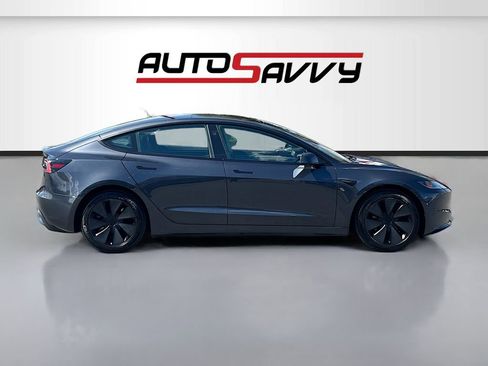 Used 2025 Tesla Model 3 Long Range RWD image 8